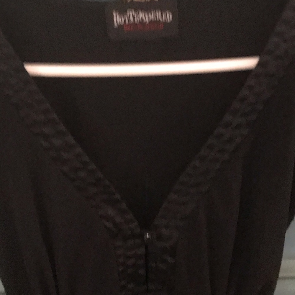 Blouse - Picture 2 of 6